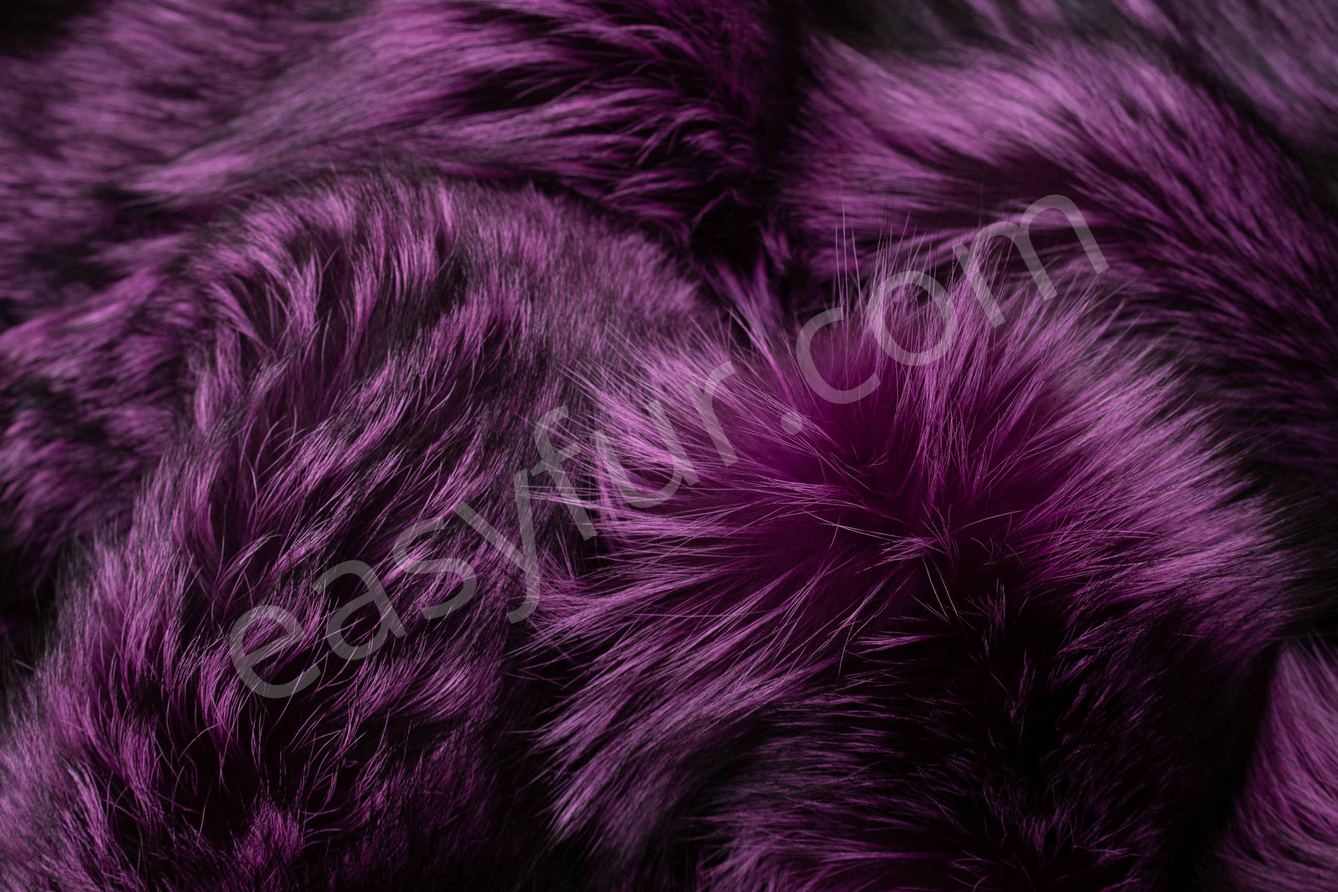 Silberfuchs Felle in violett