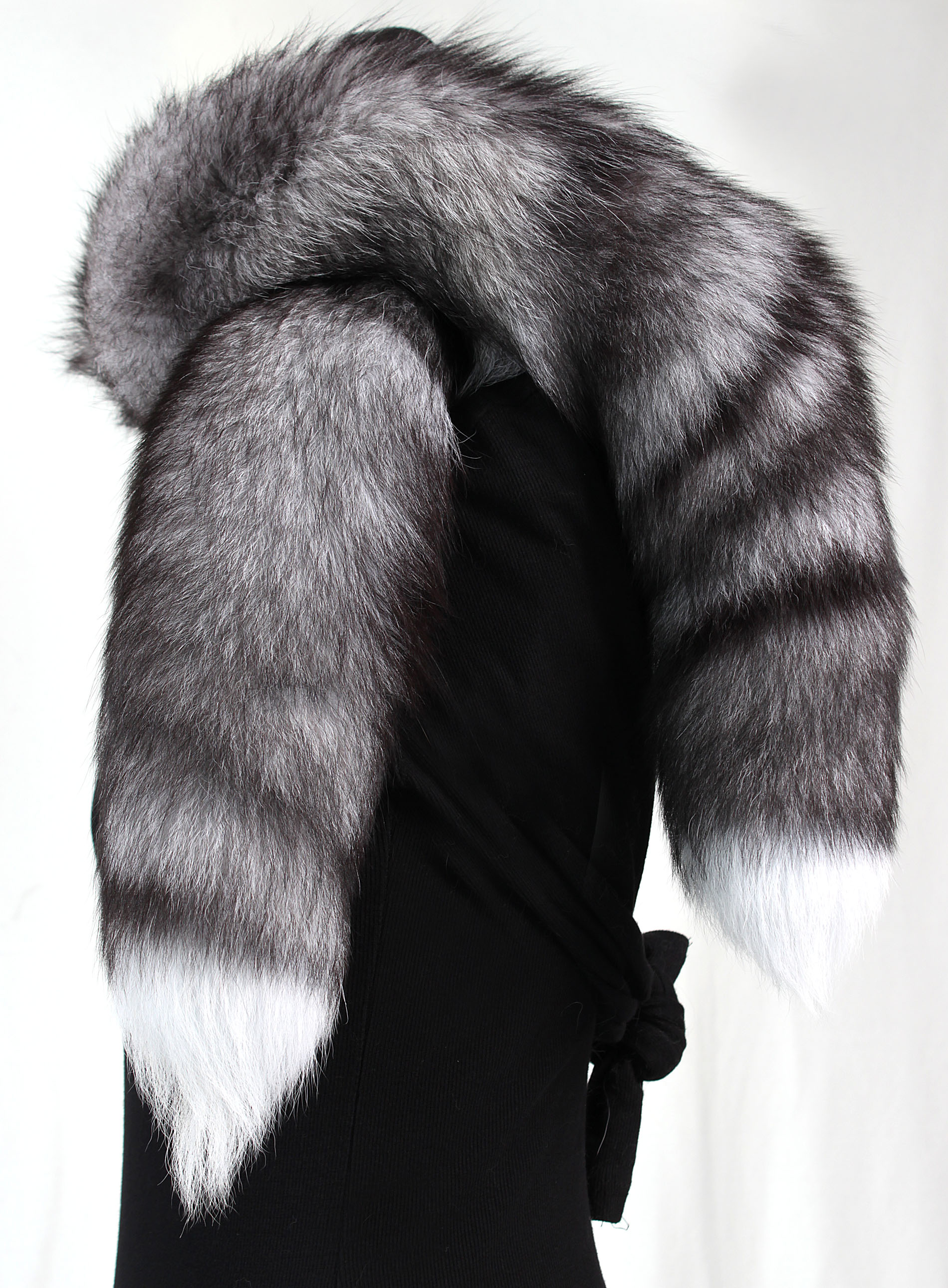 Bluefrost Fuchs Pelzboa (SAGA Fur)